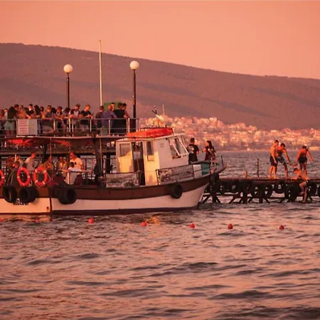 Avalon D608 Big Baolcony Sunny Apartment Slantschew brjag