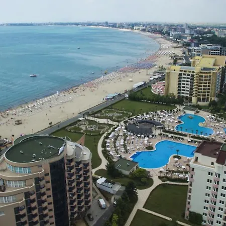Avalon D608 Big Baolcony Sunny Apartament